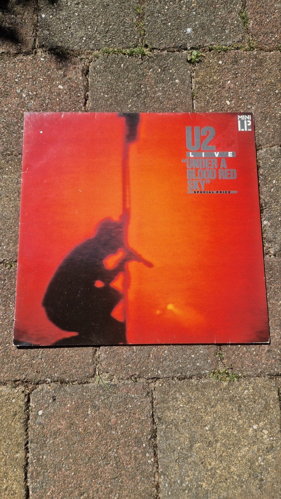 U2 - Live "Under A Blood Red Sky" Mini LP, Rock, Gebruikt, Ophalen of Verzenden, EP