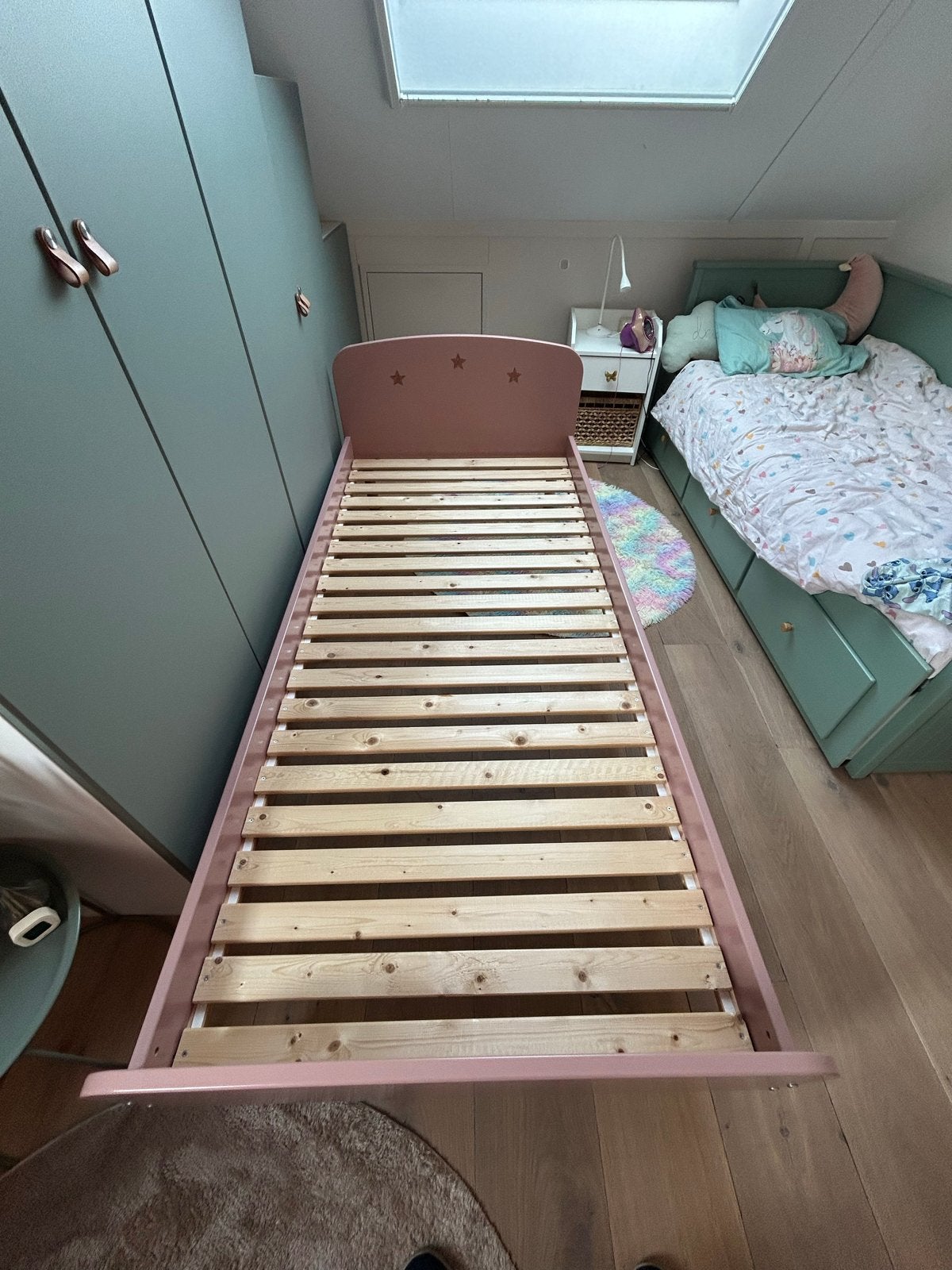 Flexa Play Roze kinderbed 90x200, Ophalen, 70 tot 85 cm, Zo goed als nieuw, Lattenbodem