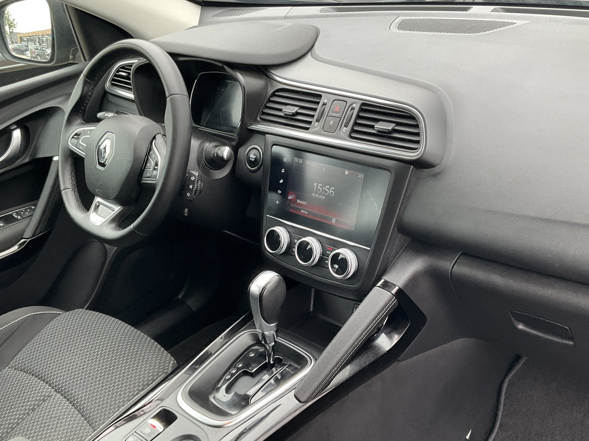 Renault Kadjar 1.3 TCe Automaat Hoge zit Trekhaak Cruise Pdc, Auto's, Kadjar, Gebruikt, Euro 6, 4 cilinders