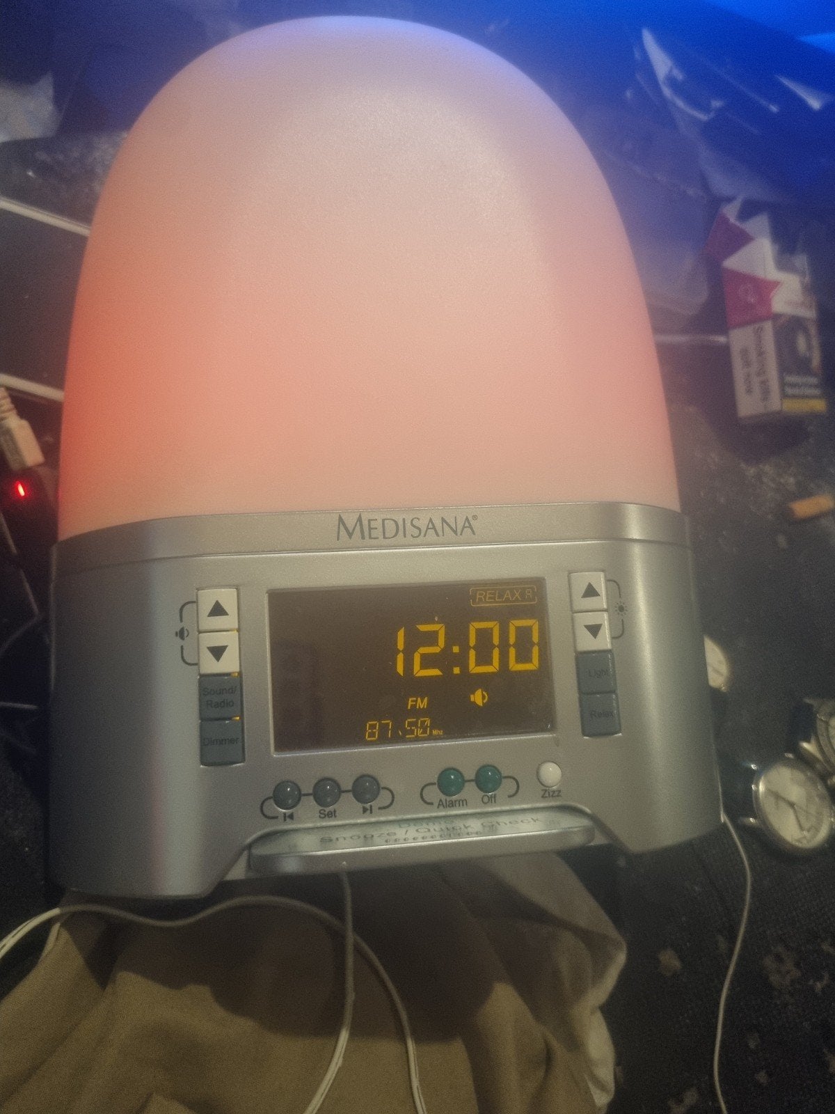 Medisana Wake-up Light E-6102 met Radio en Kleurlicht, Witgoed en Apparatuur, Wekkers, Ophalen of Verzenden