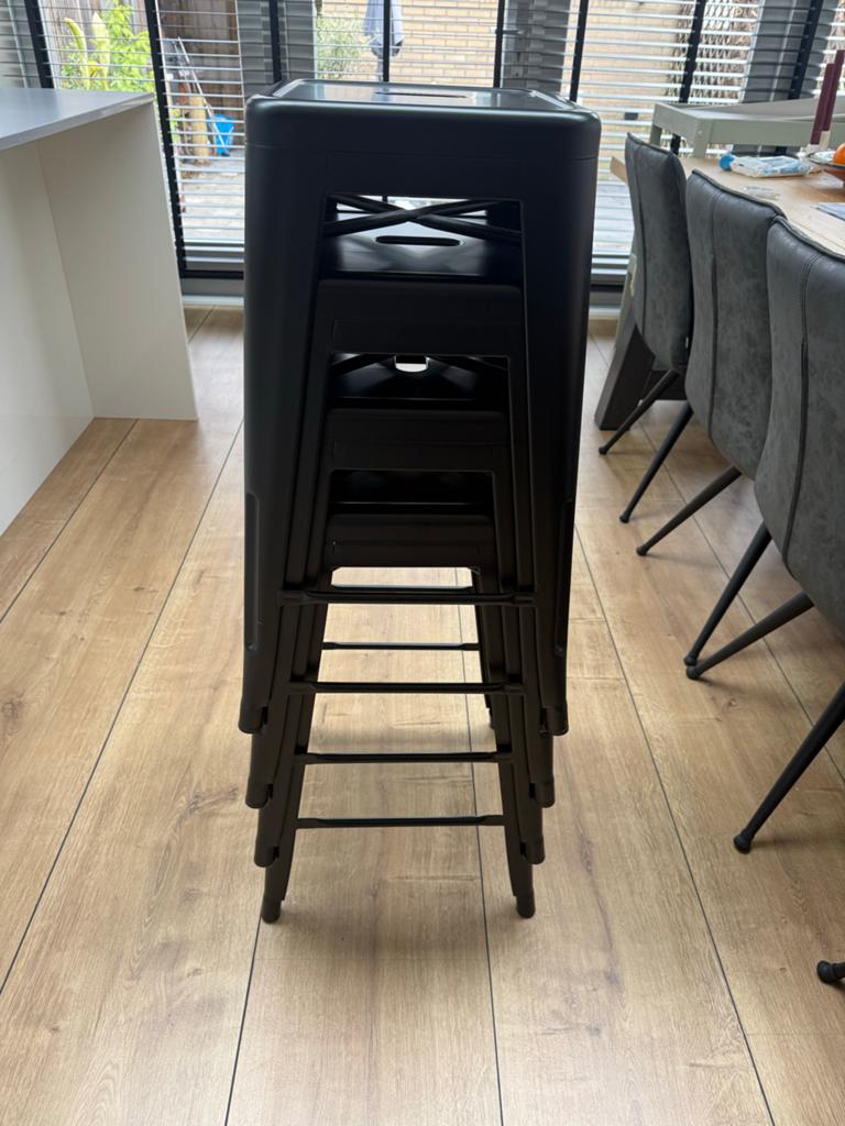 Zwarte Legend barkrukken - 65 cm hoog, goede staat, Ophalen, Gebruikt, Met voetsteun, 60 tot 90 cm