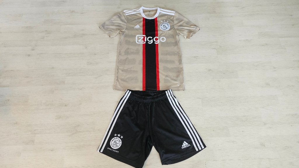 Ajax UIT 3e Tenue! Seizoen 22/23! Mt S!, Ophalen of Verzenden, Zo goed als nieuw, Rood, Voetbal
