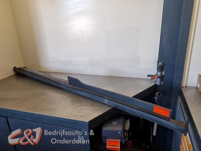 Zijskirt rechts van een Ford Transit Connect, Gebruikt, -, -, Ophalen of Verzenden