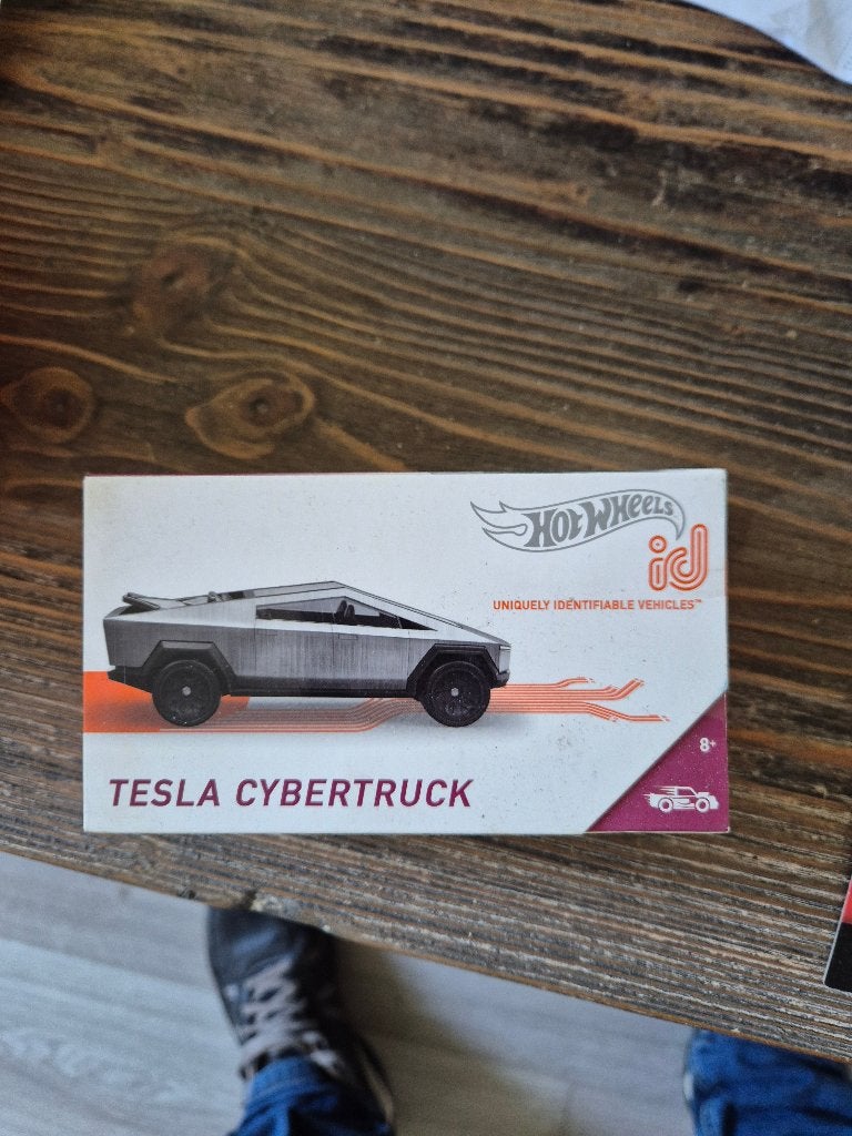 Hot Wheels Tesla Cybertruck ID grijs, Ophalen of Verzenden, Nieuw, Auto