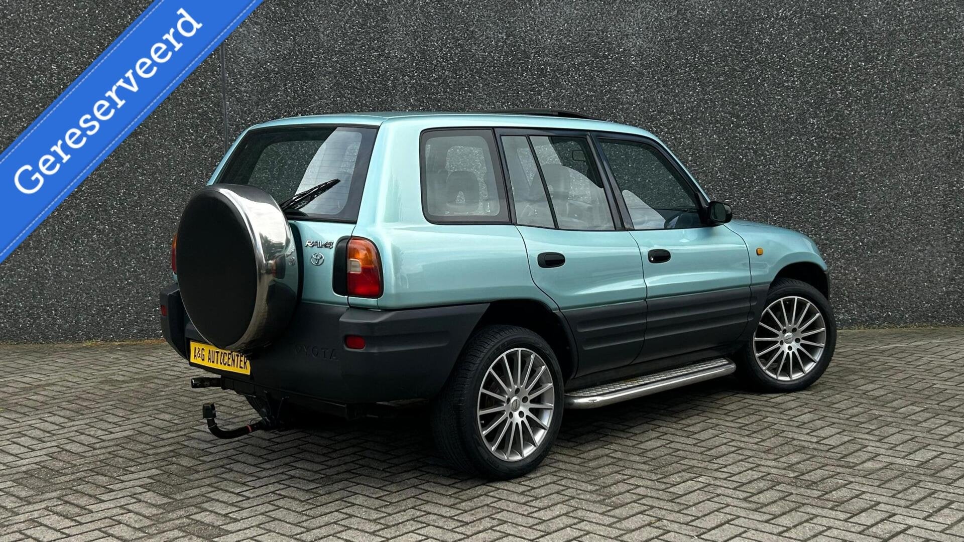 Toyota RAV4 2.0 4x4/1Eig/129PK/Schuifdak/18''/Trekhaak/Uniek, Auto's, 1998 cc, Stof, Gebruikt, 4 cilinders
