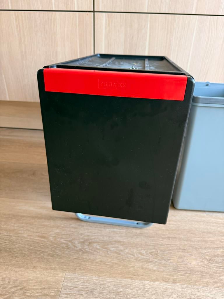 Siematic inbouw dubbele afvalbak Franke, 10 tot 20 liter, Ophalen, Zo goed als nieuw, Kunststof
