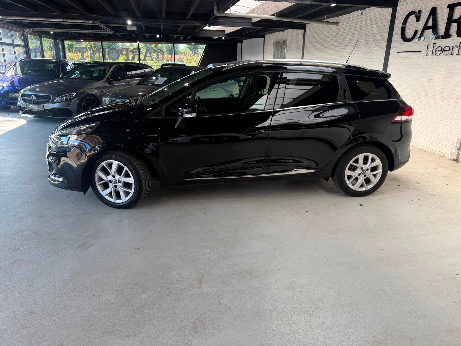 Renault Clio Estate 0.9 TCe Limited 2020 CarPlay Airco Cruis, Voorwielaandrijving, 898 cc, Euro 6, 1098 kg