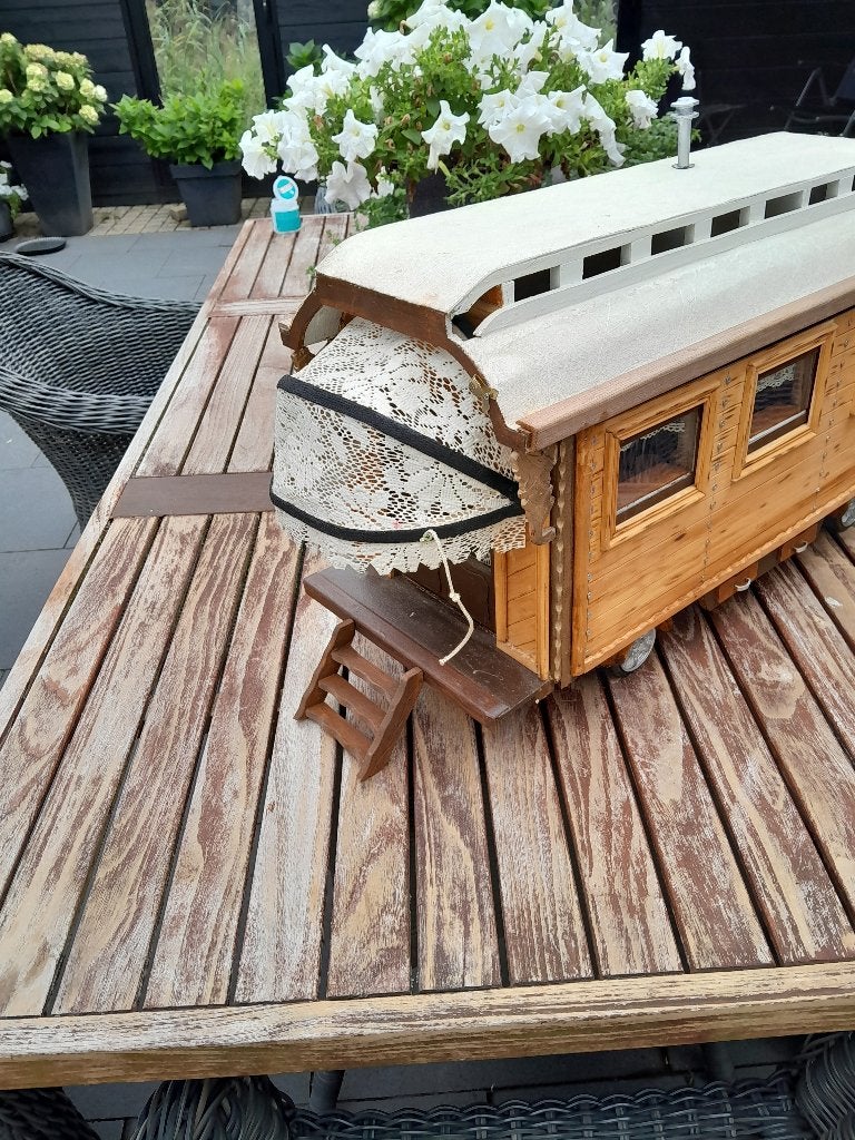 kleine pipowagen, Ophalen, Zo goed als nieuw