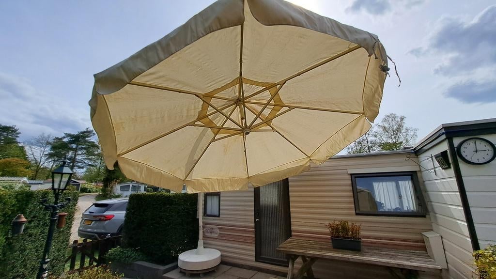 Sun Garden zweefparasol op verrijdbare voet, Tuin en Terras, Parasols, Ophalen, Gebruikt, 2 tot 3 meter, Zweefparasol