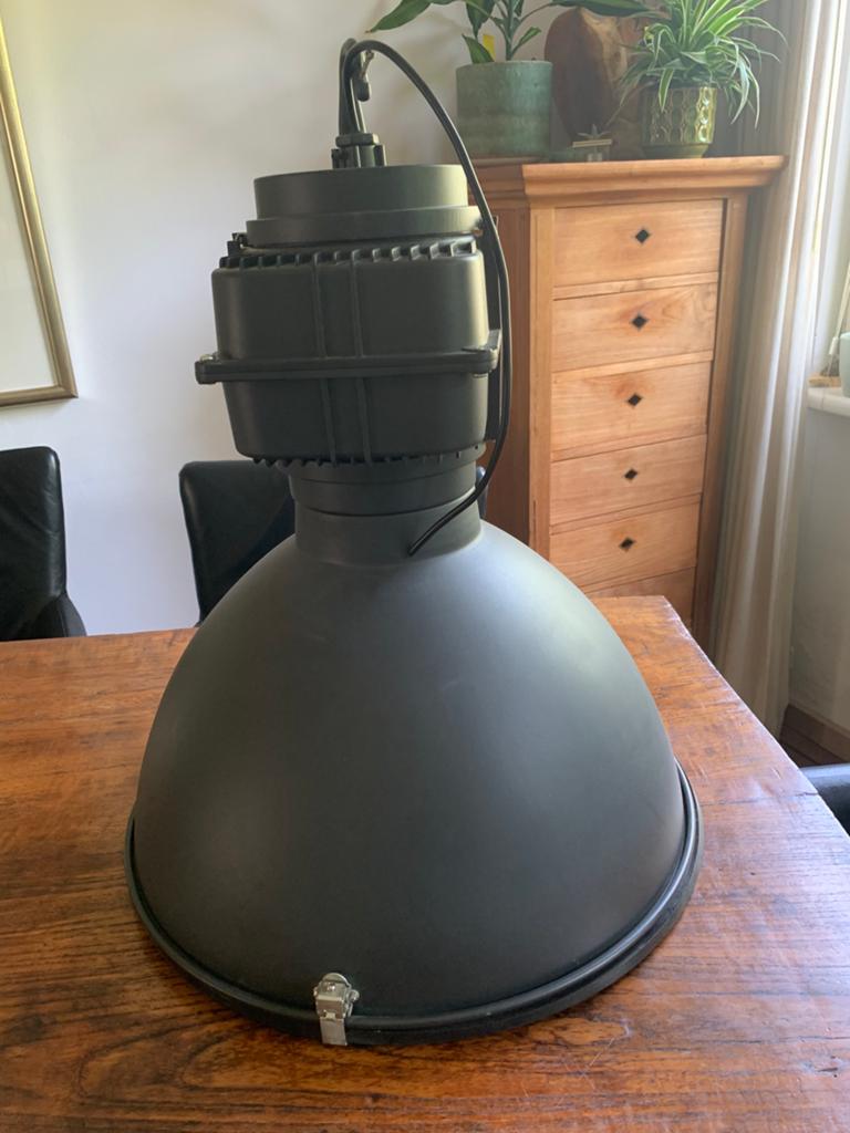Grote hanglamp, diameter 50 cm, Huis en Inrichting, Lampen | Hanglampen, Ophalen of Verzenden, Zo goed als nieuw, Kunststof, 50 tot 75 cm