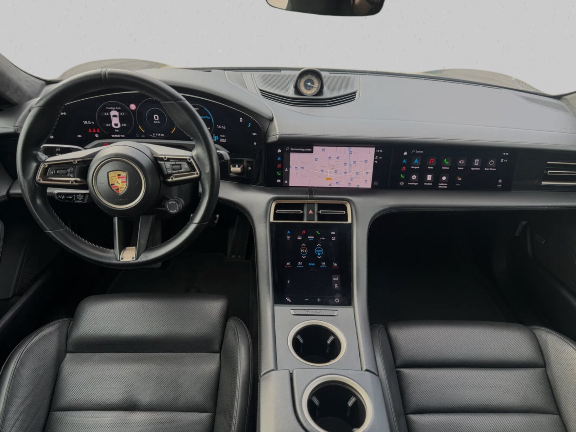 Porsche Taycan Turbo S 93 kWh VOLL! (2e Eig Dealer OndH, Car, Automaat, Gebruikt, Zwart, Bruin
