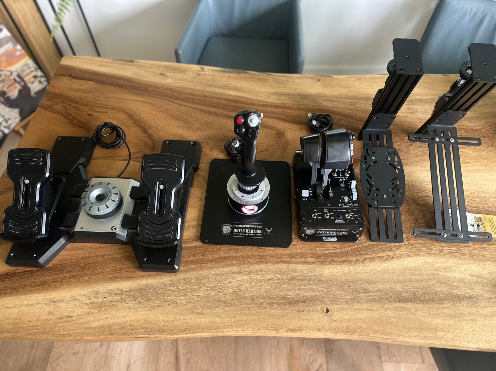 Trustmaster Warthog set., Computers en Software, Joysticks, Ophalen of Verzenden, Zo goed als nieuw