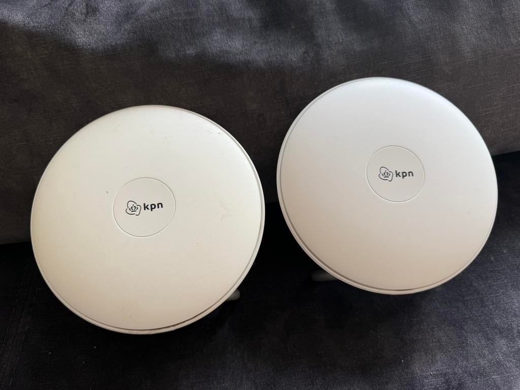 2x KPN wifi boosters, Computers en Software, WiFi-versterkers, Ophalen, Zo goed als nieuw