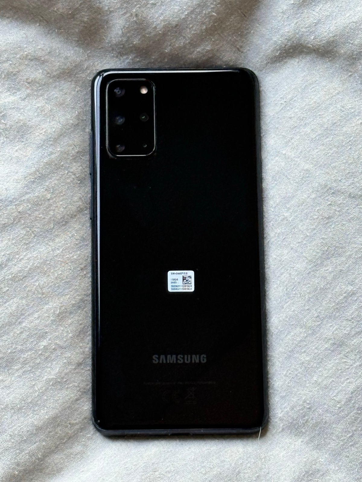 Samsung Galaxy S20 Plus 128GB Zwart + 16GB SD-kaart