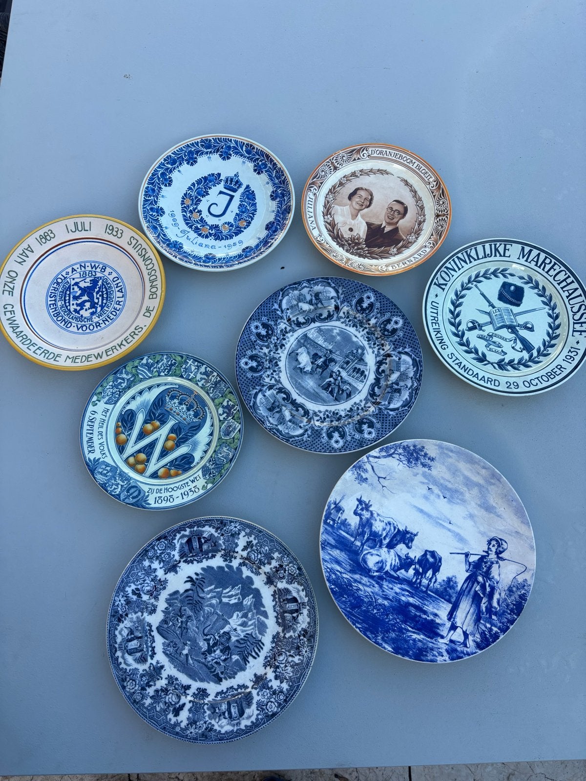 Set van 8 diverse Herdenkingsborden - Koninklijk en Historis, Ophalen of Verzenden