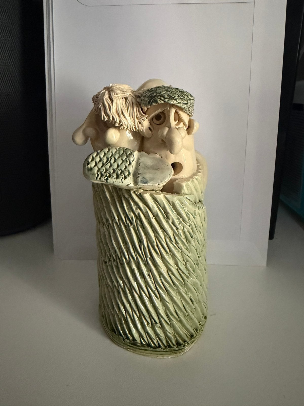 Dit beeldje is een handgemaakt keramisch kunstwerk, Ophalen of Verzenden, Zo goed als nieuw, Dier