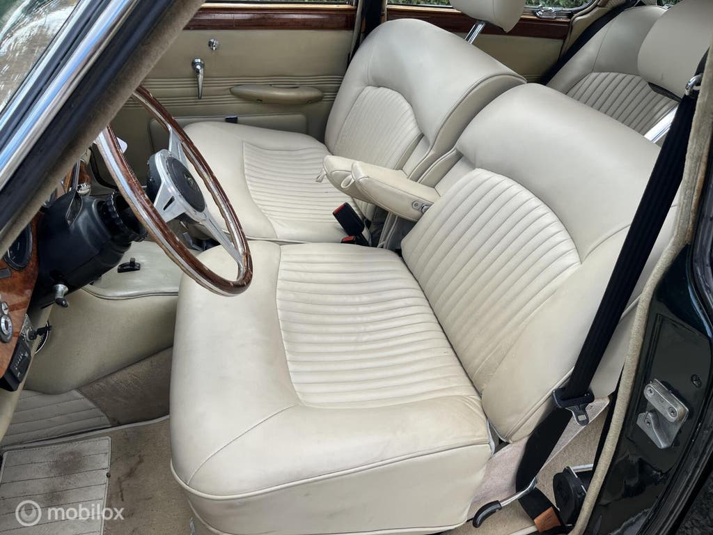 Jaguar S type 3.8, foto 10