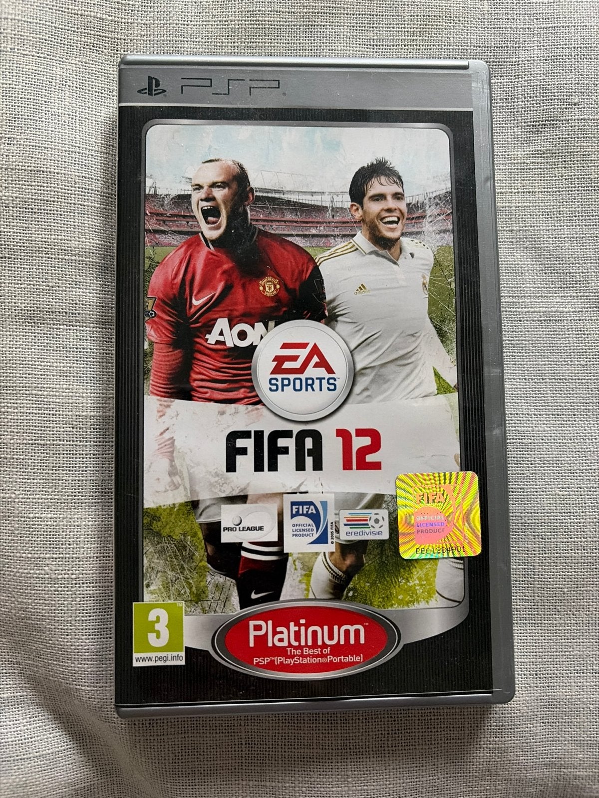 FIFA 12 Platinum voor PSP - Voetbalgame, Spelcomputers en Games, 1 speler, Ophalen of Verzenden, Zo goed als nieuw, Vanaf 3 jaar