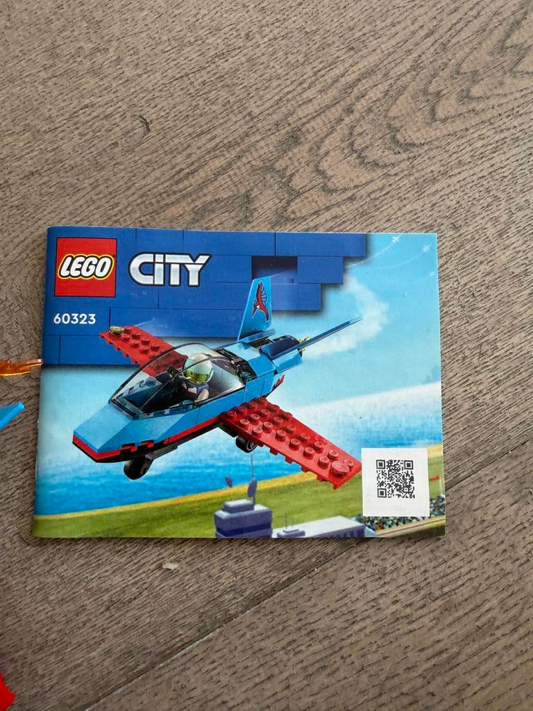 Lego City Stuntvliegtuig (60323), City, Lego, Ophalen of Verzenden, Zo goed als nieuw