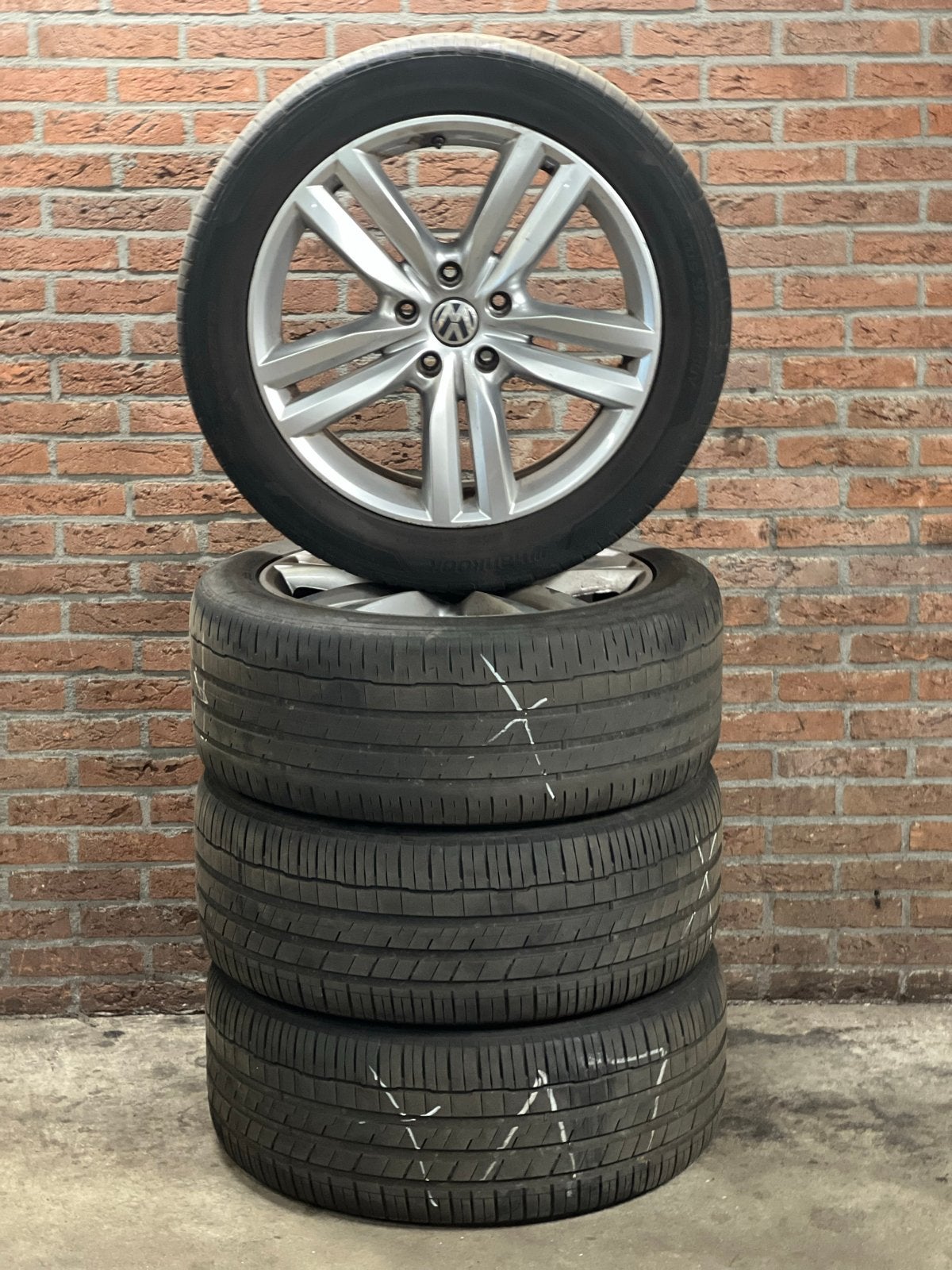 Set van 4 Hankook 275/45ZR20 banden met Borbet velgen, Auto-onderdelen, Ophalen, Gebruikt, 275 mm, Banden en Velgen
