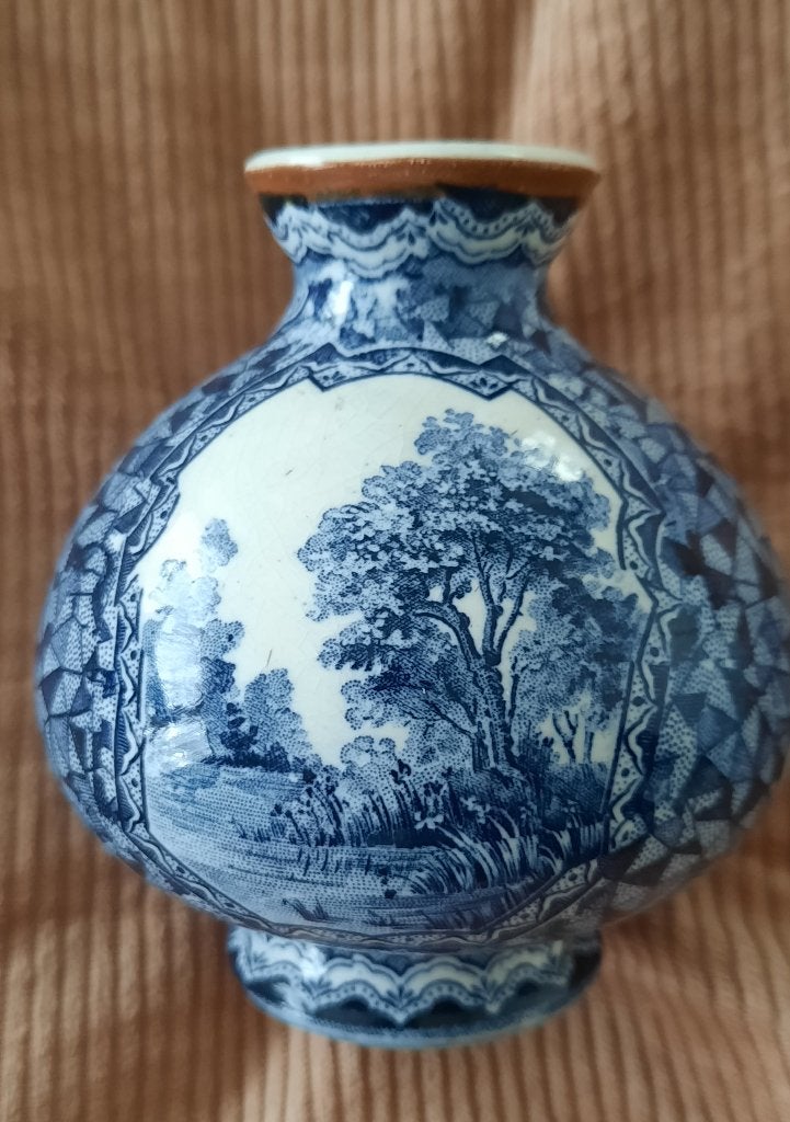 Antiek vaasje Villeroy & Boch - 10 cm hoog en 9 cm doorsnee, Ophalen of Verzenden
