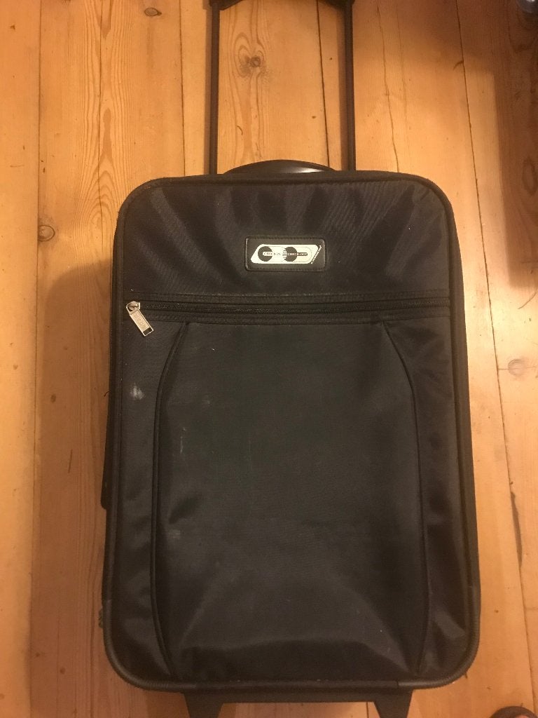 zwarte koffer/ handbagage, Wieltjes, 40 tot 60 cm, 30 cm of meer, Zwart