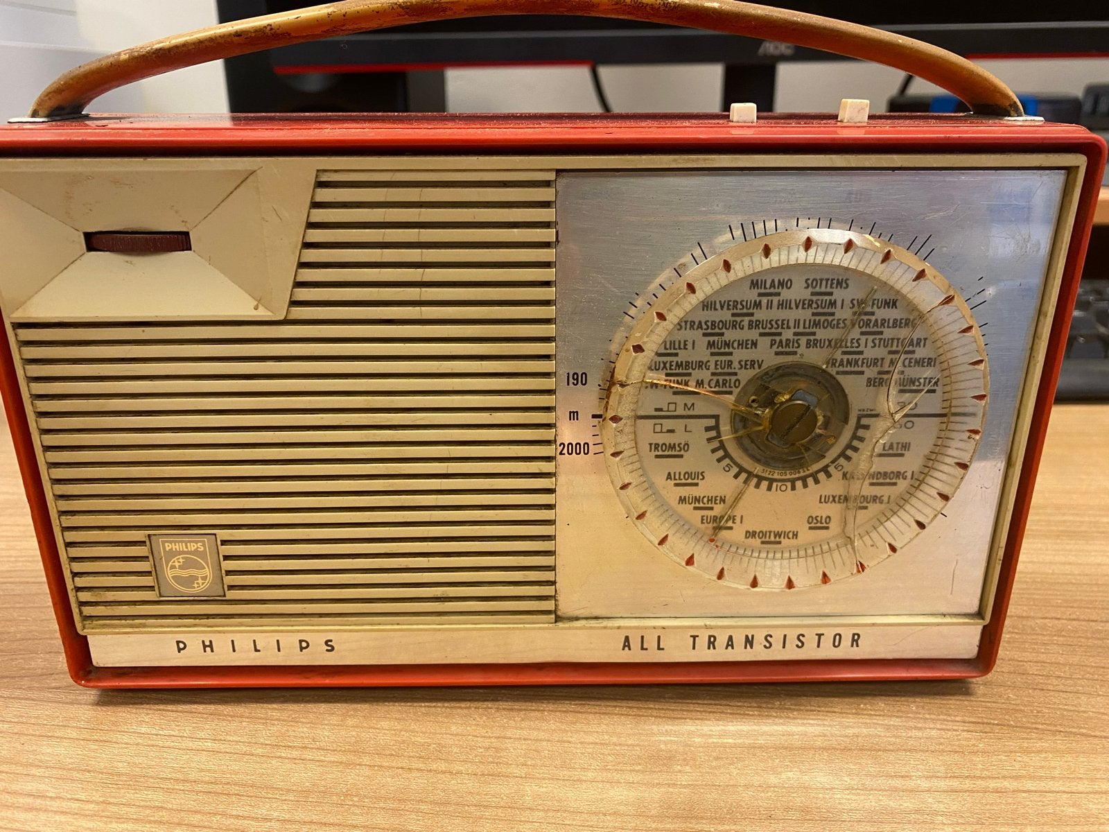 Vintage Philips Transistorradio - Rood/Wit, Ophalen of Verzenden, Gebruikt, Transistorradio