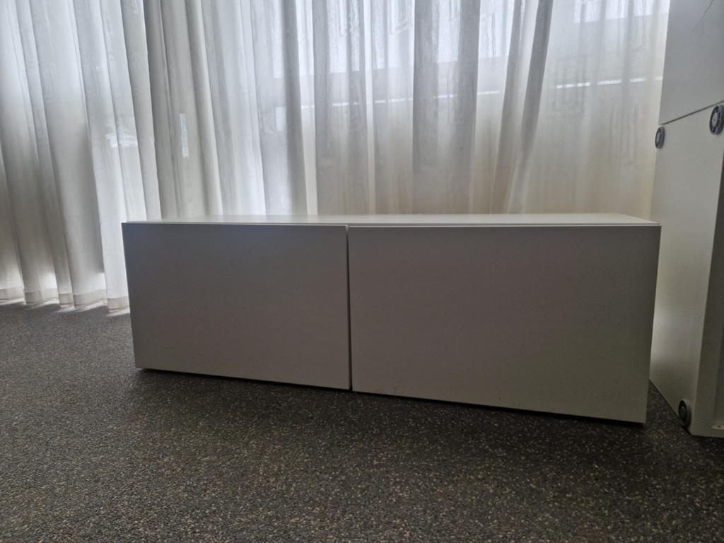 Ikea Besta TV meubel 2-deurs wit, Ophalen, Overige materialen, Gebruikt, 100 tot 150 cm