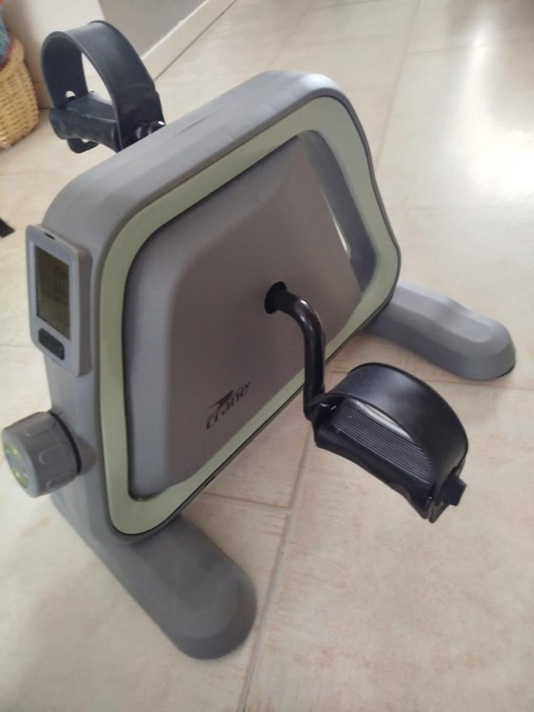 Crane Mini Hometrainer - Compact en Efficiënt, Sport en Fitness, Fitnessapparatuur, Ophalen, Overige materialen, Zo goed als nieuw