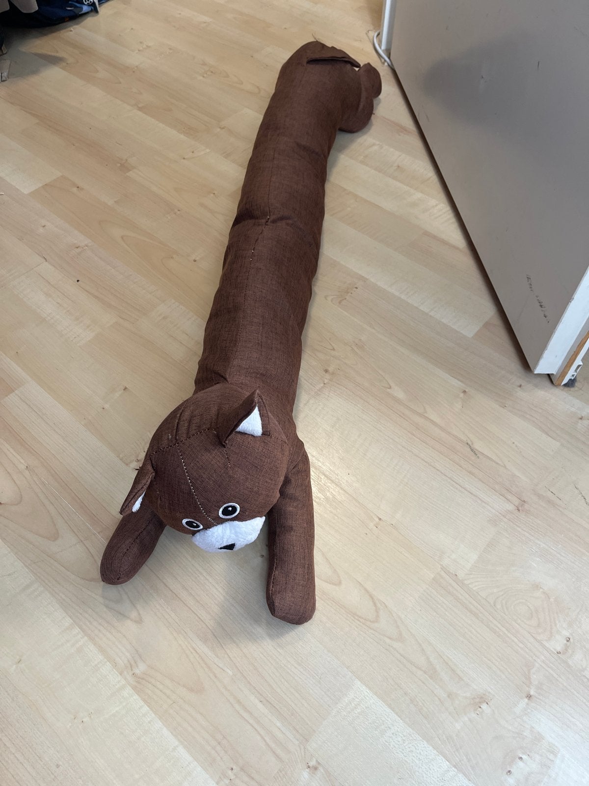 Leuke bruine tochtstopper in de vorm van een kat, Ophalen of Verzenden, Gebruikt, Bruin, Textiel