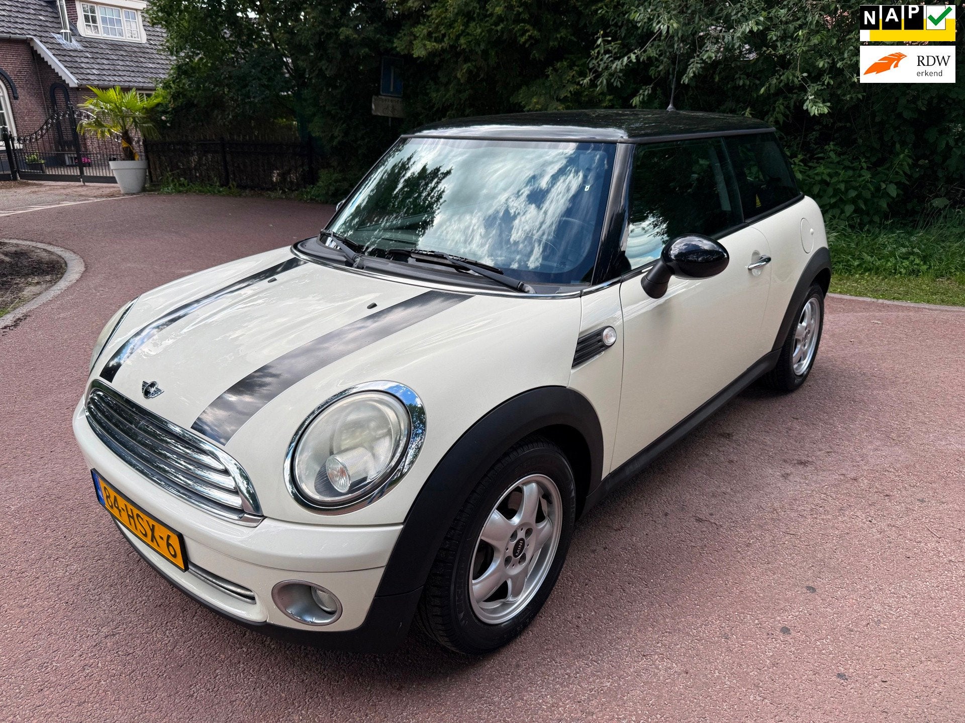 Mini 3-Deurs 1.6 Cooper Pepper Airco / Apk / NAP / 6-bak, Auto's, Voorwielaandrijving, Gebruikt, 4 cilinders, 4 stoelen