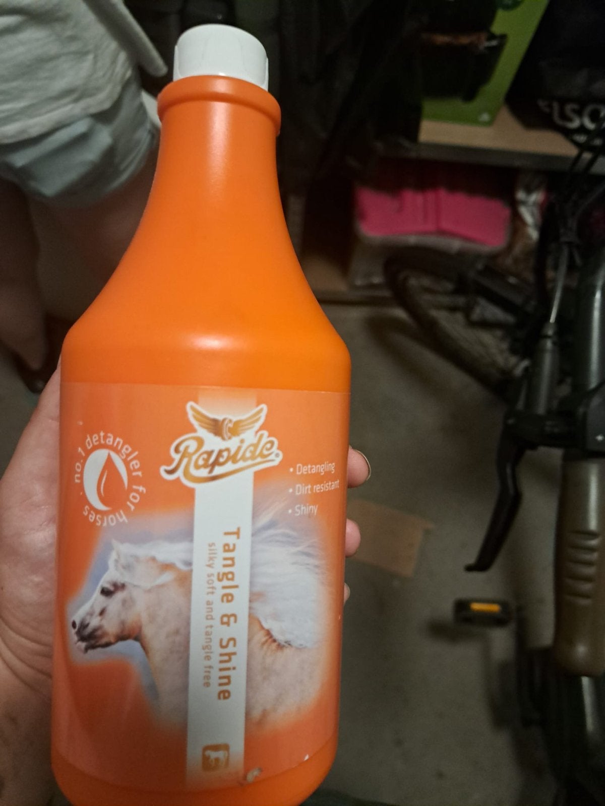 Manen spray, Ophalen of Verzenden, Zo goed als nieuw, Dressuur