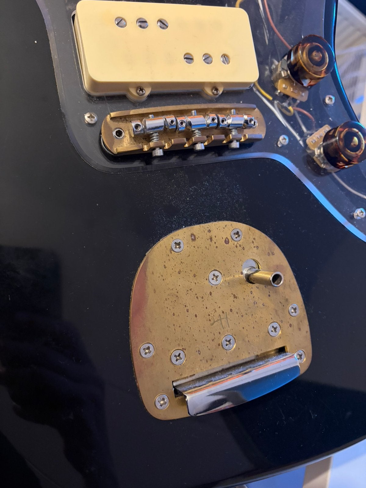 Halon bridge en vibrato jazzmaster, Muziek en Instrumenten, Ophalen of Verzenden, Zo goed als nieuw, Elektrische gitaar