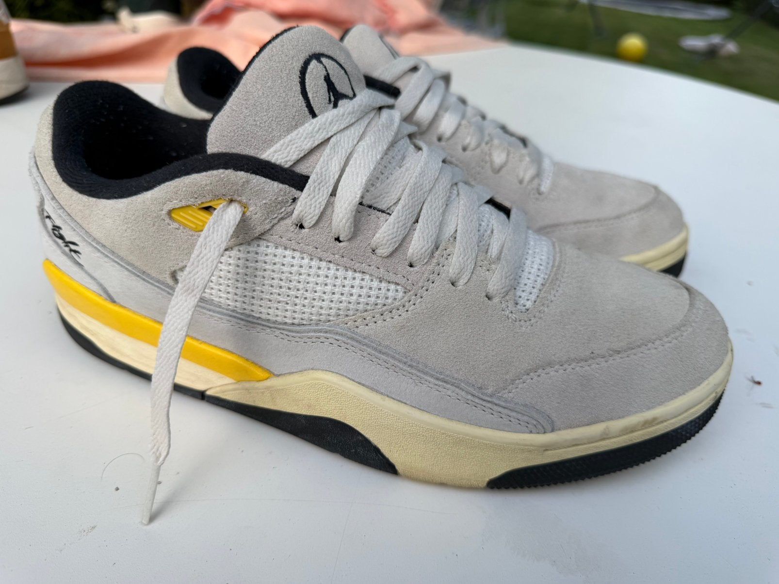 Nike Jordan Flight Quai 54 sail tour yellow 42,5, Overige kleuren, Ophalen of Verzenden, Sneakers of Gympen, Gedragen