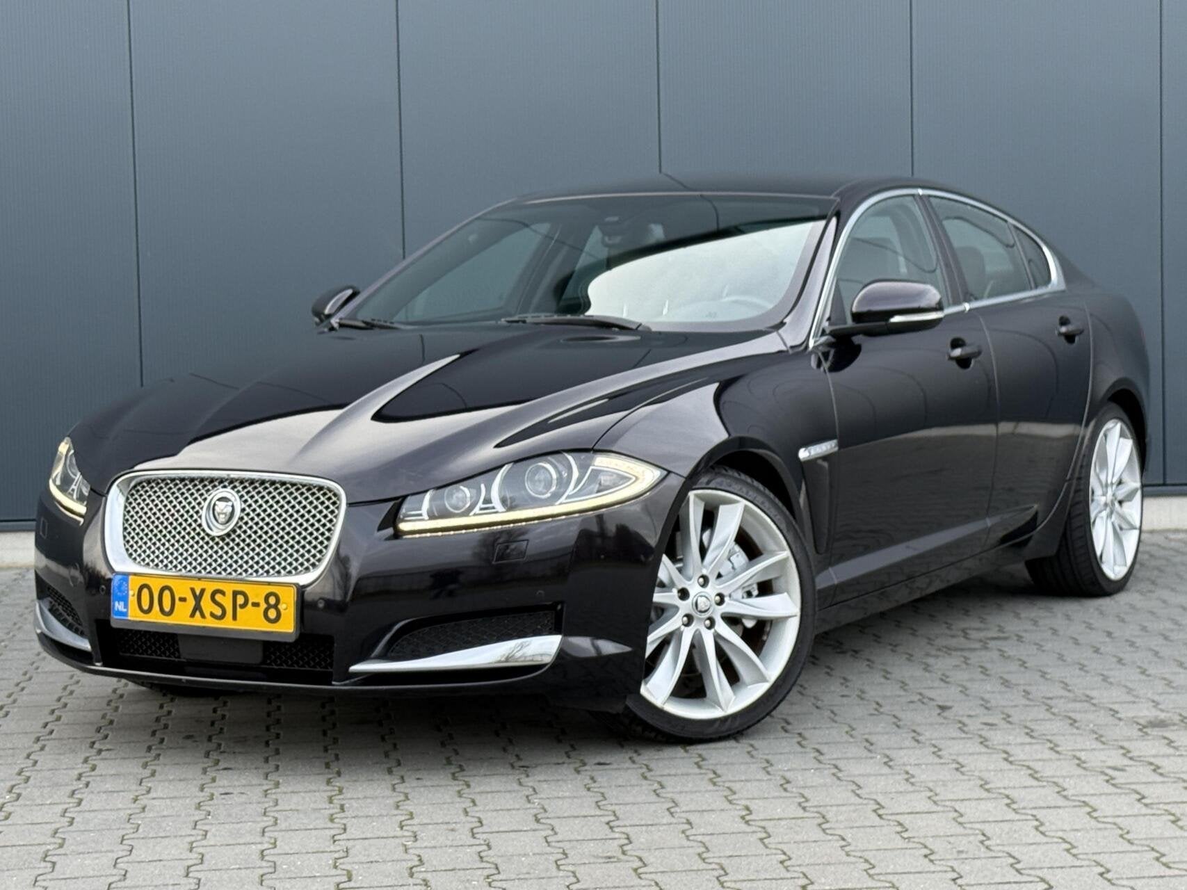 Jaguar XF 5.0 V8 385PK Portfolio Nieuw Model - Leder - Alcan, Auto's, Jaguar, Automaat, Euro 5, Achterwielaandrijving, 1850 kg