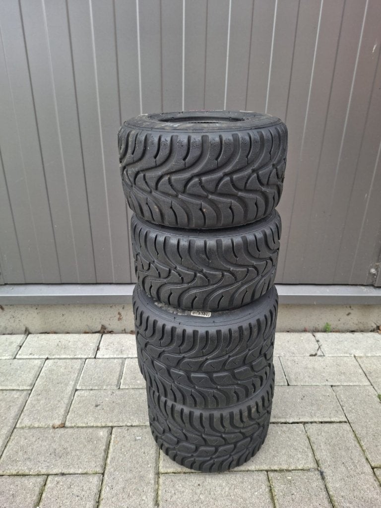 kartbanden, Sport en Fitness, Ophalen of Verzenden, Gebruikt, Onderdelen Kart