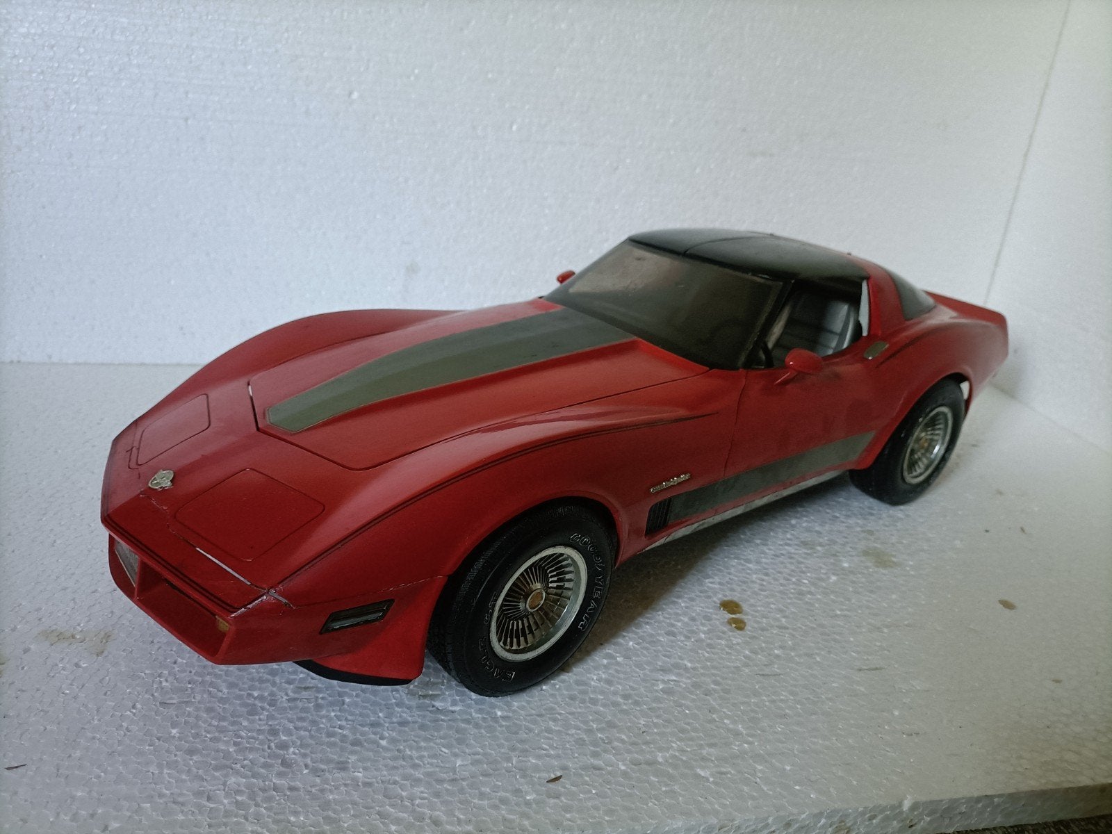 Grote Vintage Monogram 1982 Corvette C3 (Schaal 1:8 - 58 cm, Hobby en Vrije tijd, Ophalen, Gebruikt, Auto