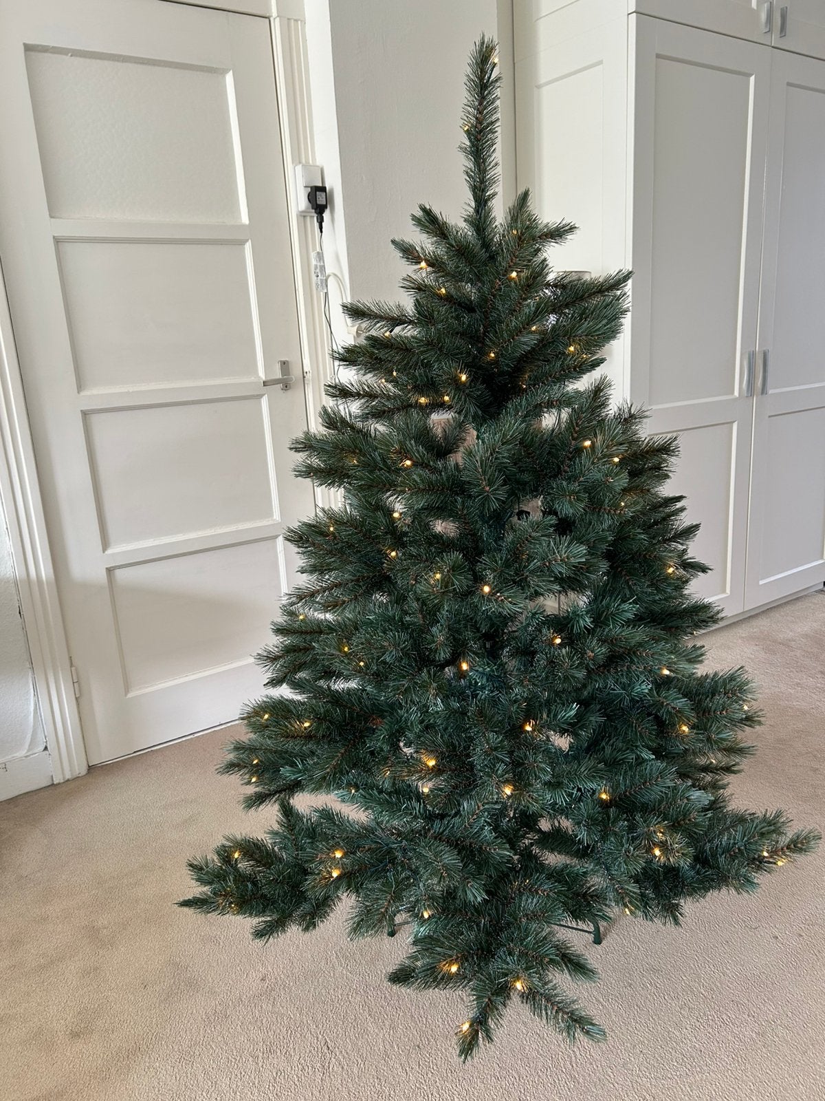 Kerstboom met lichtjes, Diversen, Ophalen, Zo goed als nieuw