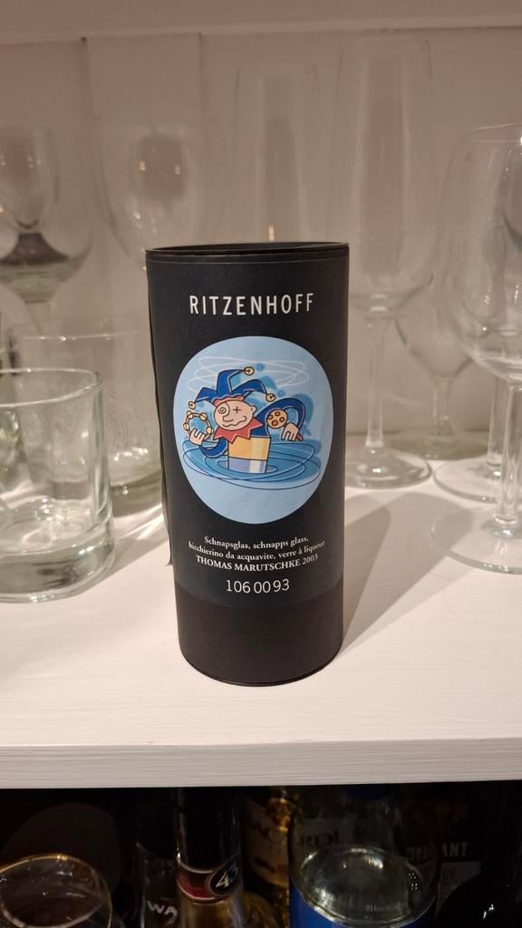 glas van kunstenaar Ritzenhoff., Verzamelen, Ophalen of Verzenden, Zo goed als nieuw, Glas of Glazen, Overige merken