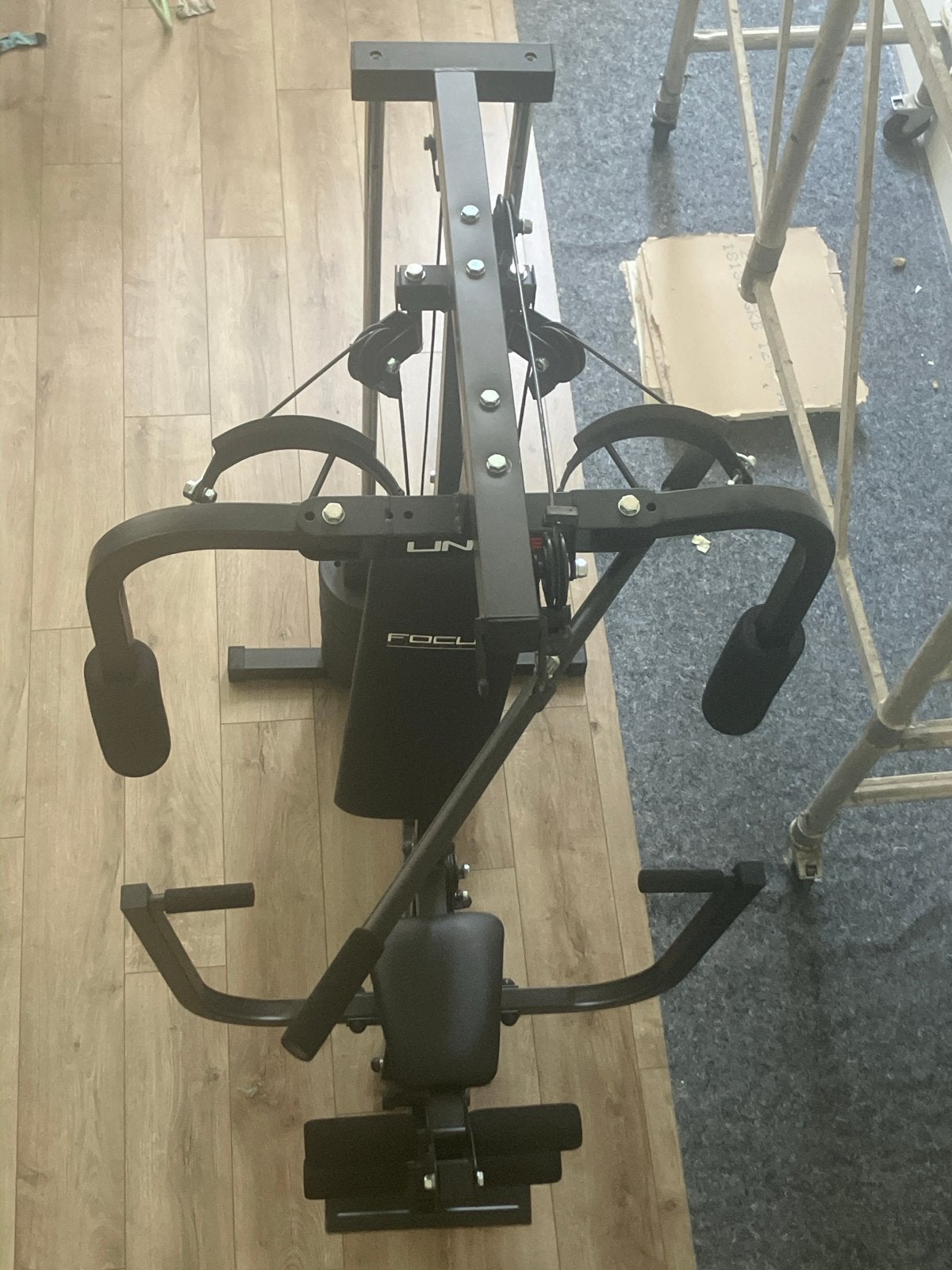 Focus Fitness Unit 2 Krachtstation - Zo goed als nieuw, Ophalen, Krachtstation, Metaal, Armen