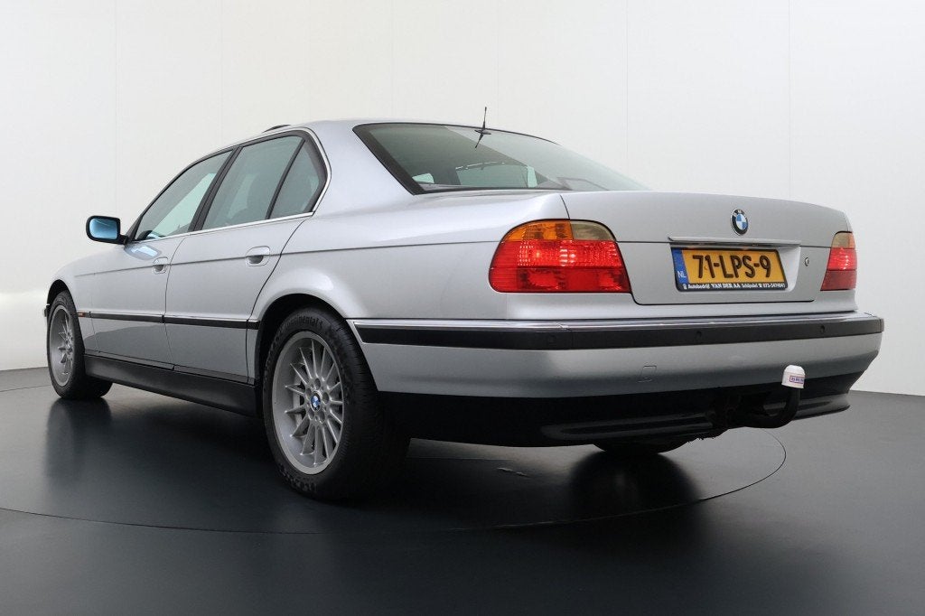 Bmw 7-SERIE 735I EXEC.HIGH-LINE v8 Automaat 175Kw Youngtimer, foto 3