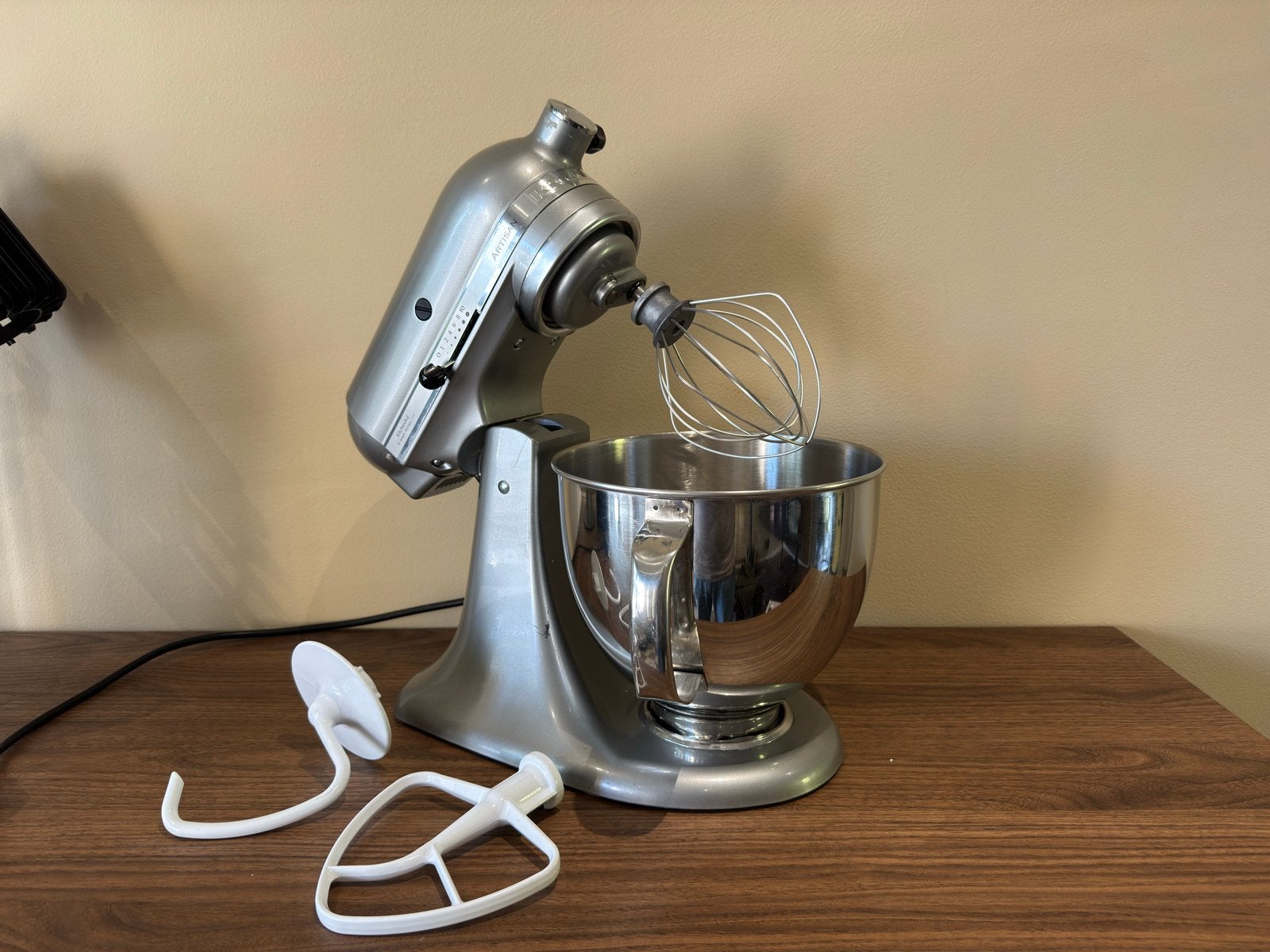 KitchenAid Artisan Keukenrobot Zilver, 4 liter of meer, Ophalen of Verzenden, Gebruikt, 3 snelheden of meer