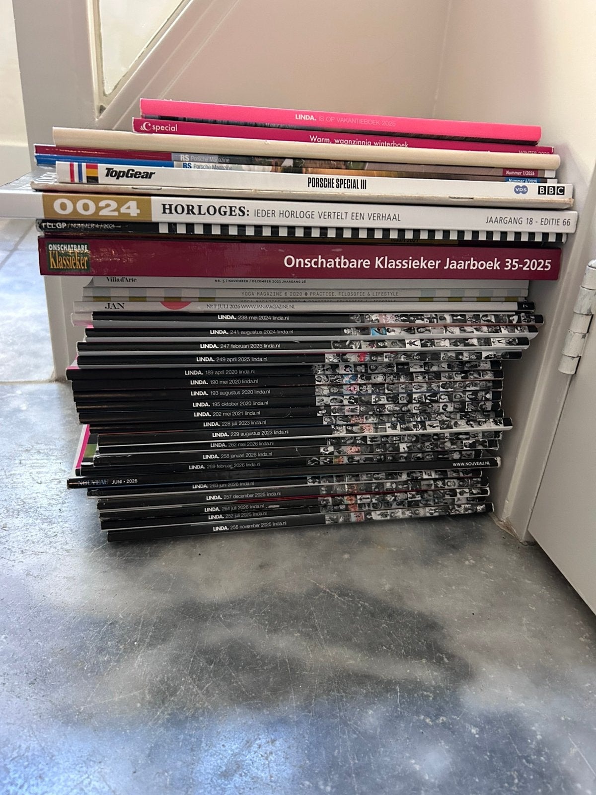 Stapel magazines oa Linda, Jan, RS Porsche magazine, Boeken, Ophalen, Zo goed als nieuw, Damesbladen