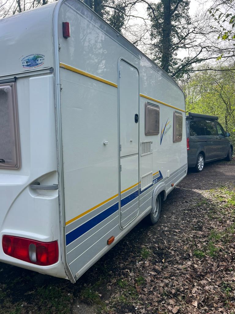 caravan bürstner, Caravans en Kamperen, Caravans, Rondzit, 750 - 1000 kg, Particulier, Bürstner