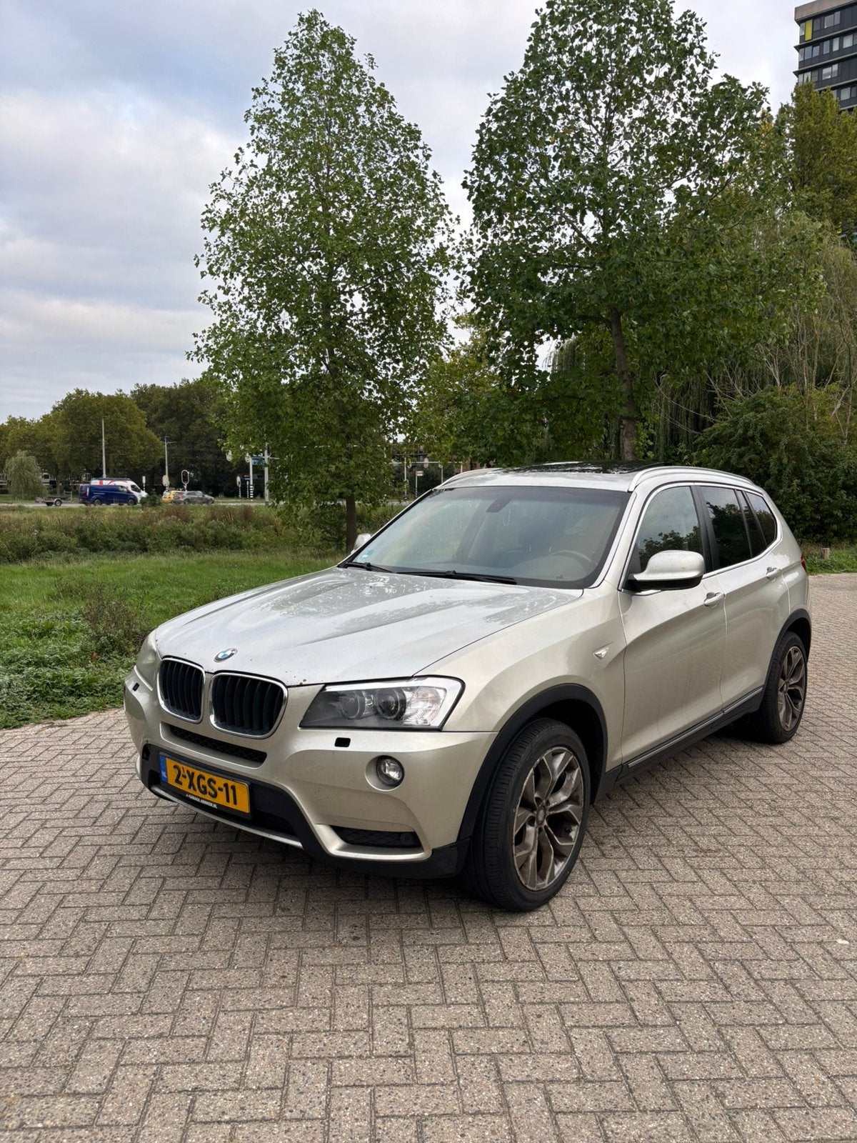 BMW X3 Xdrive 20d 184pk Aut. 2011 Grijs, Auto's, Automaat, 1995 cc, Leder, Bruin