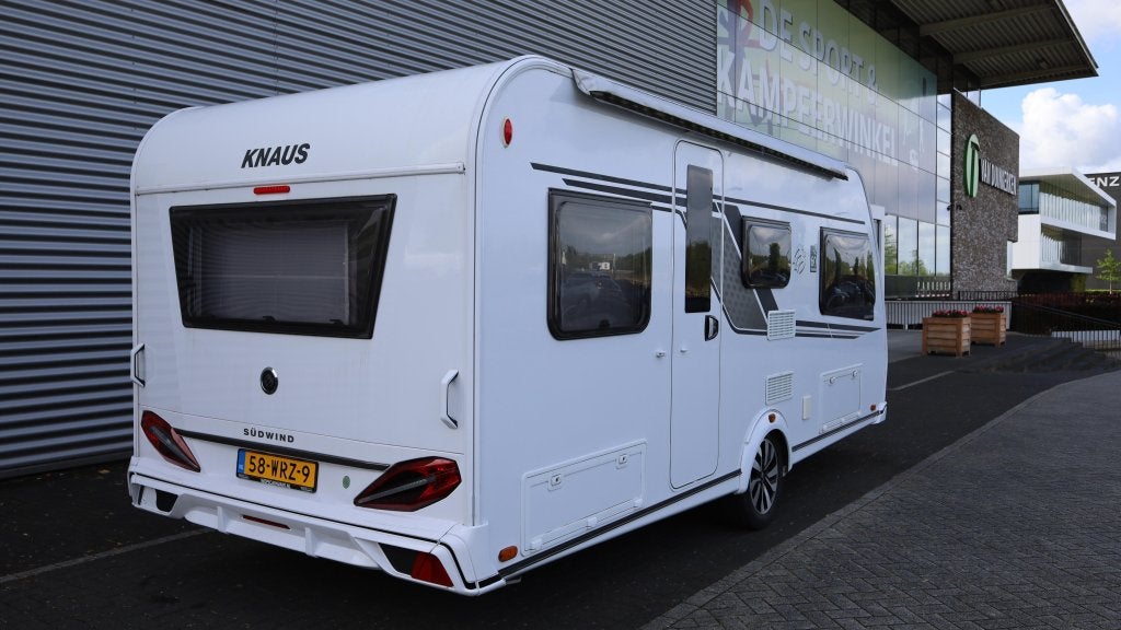 Knaus Sudwind 60 Years 500 EU mover + dakairco, Schokbreker, Rondzit, Bedrijf, 5 tot 6 meter