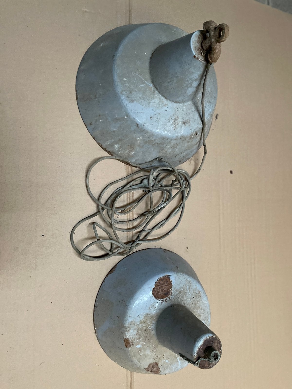 2 stuks WATMTELAMPEN (voor dieren), Ophalen, Gebruikt