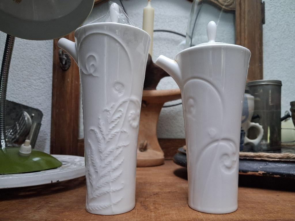 oma's vintage porseleinen wedgwood nature olie & azijn set, Huis en Inrichting, Keuken | Servies, Gebruikt, Overige typen, Ophalen of Verzenden