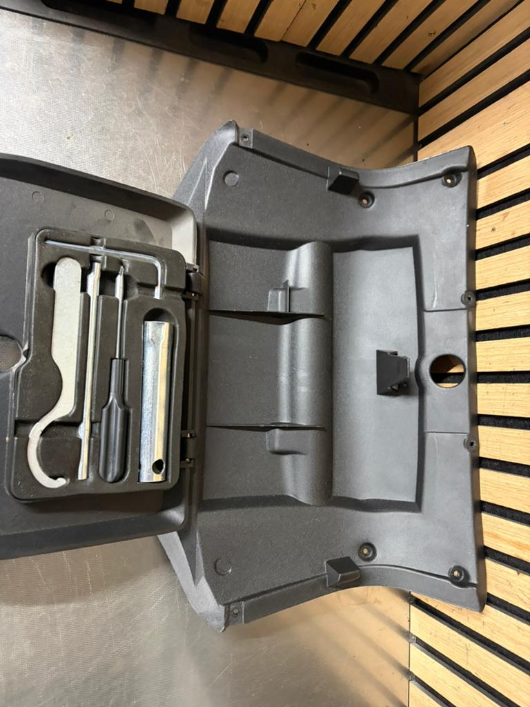 piaggio hexagon lxt 180cc gereedschap set, Ophalen