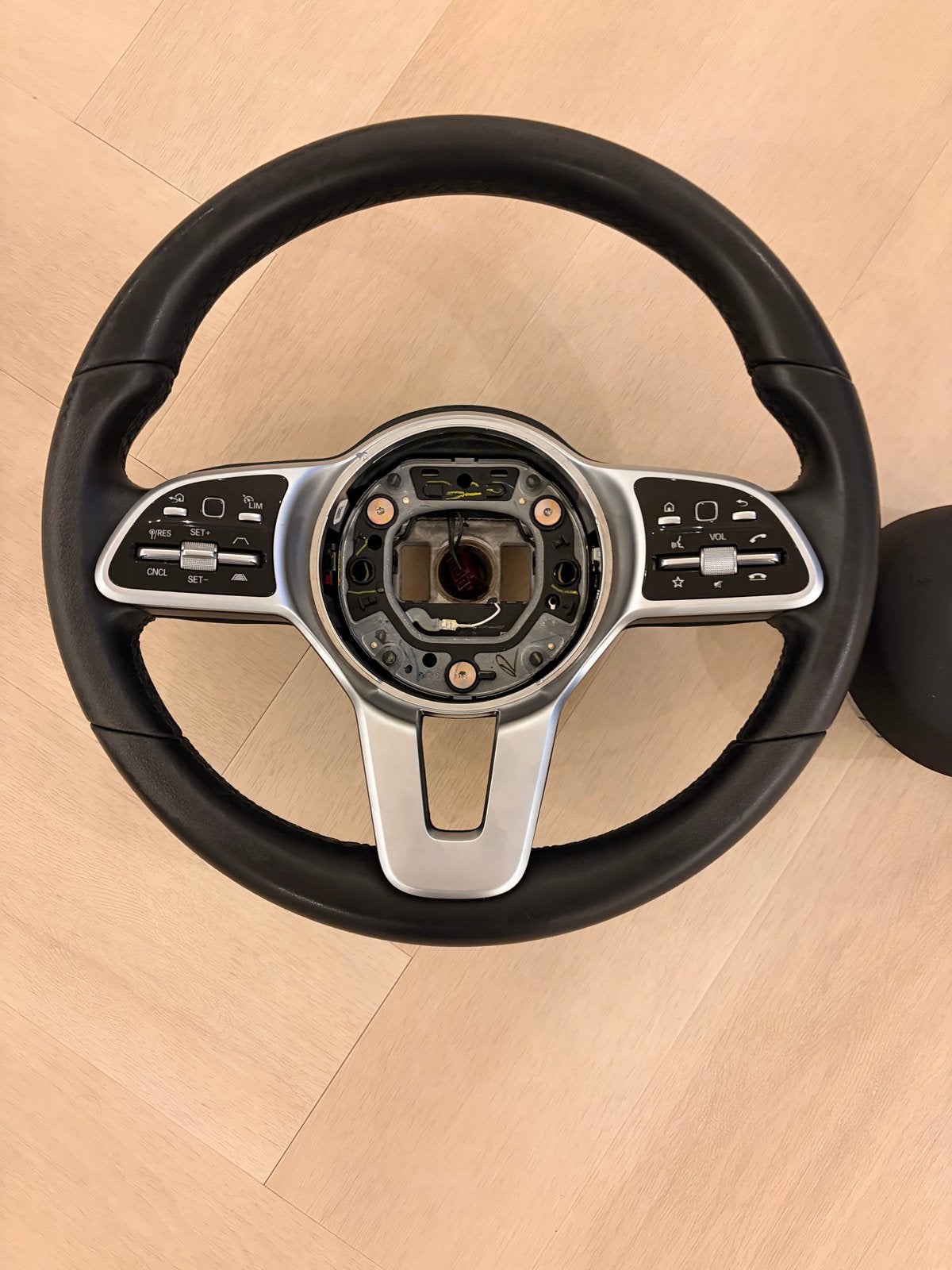 Mercedes Benz stuur voor A,B,C,CLA,GLA,GLB,GLC,GLE klasse, Ophalen of Verzenden, Gebruikt, Mercedes-Benz
